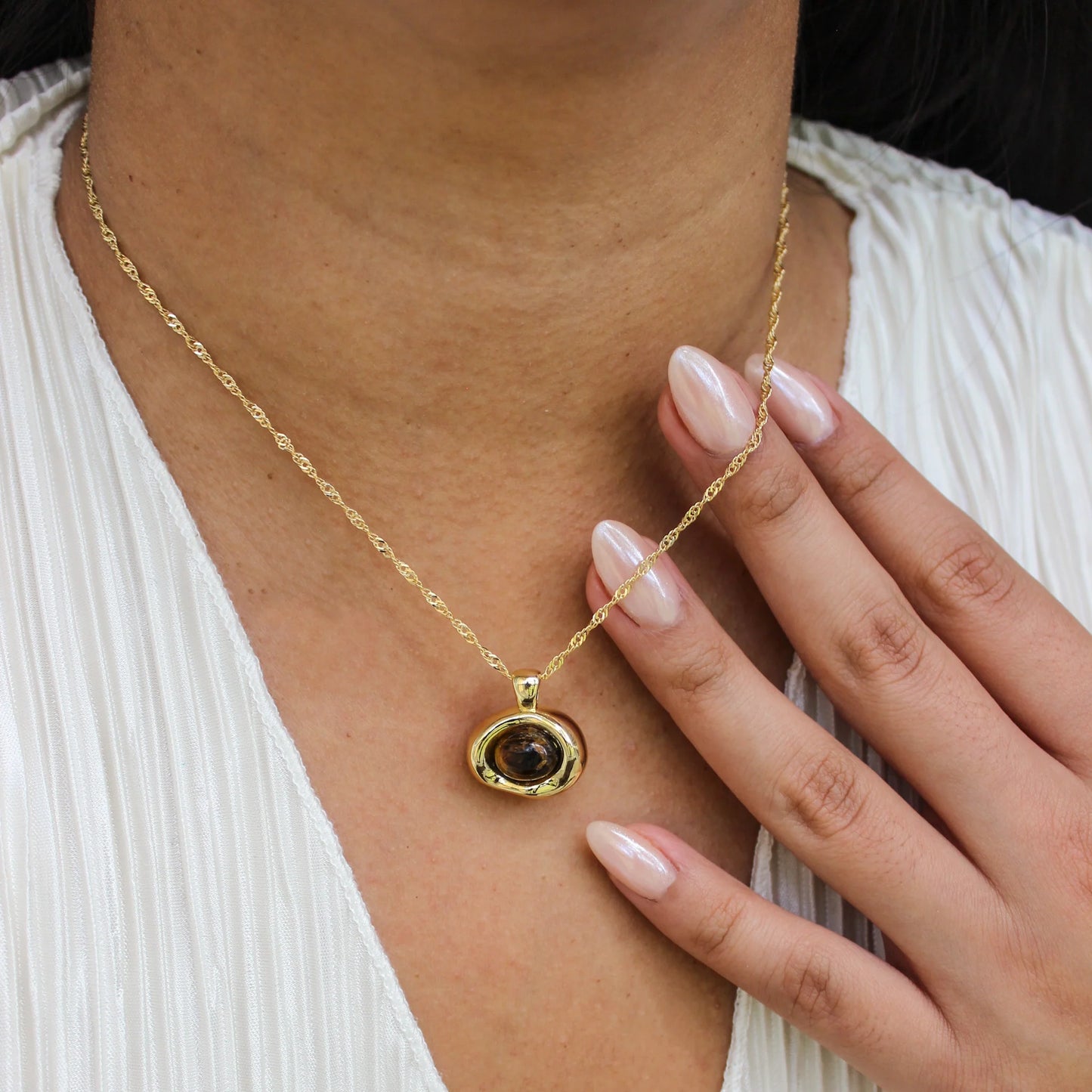 TIGER'S EYE NECKLACE