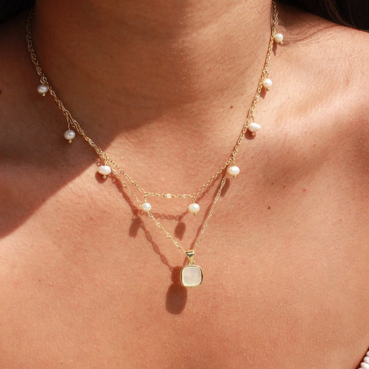 AURA PEARL SHELL NECKLACE